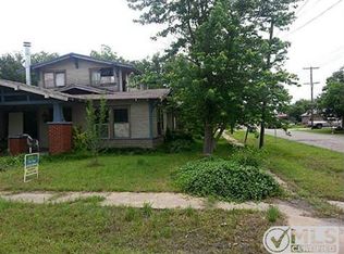 400 Pecan St, Honey Grove, TX 75446