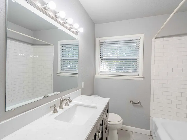 1618 S Ash Pl — Photo 28