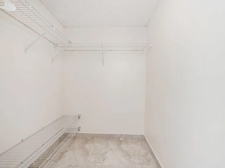 1100 Crestwood Ct S #1110 — Photo 12