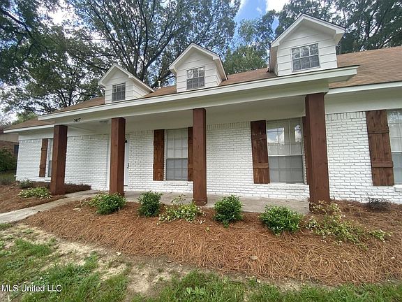 2nd image of 3417 Dawn Dr