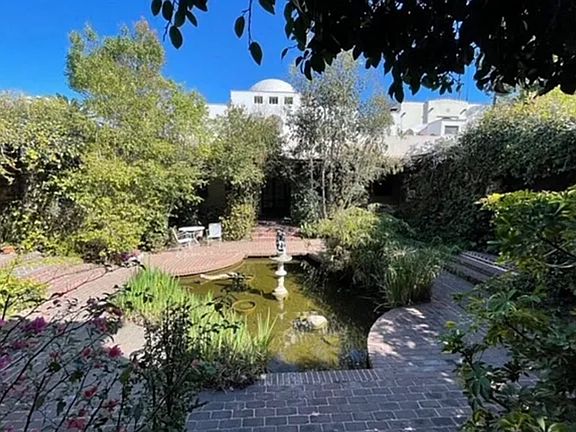 2nd image of 2130 Vista Del Mar St #8