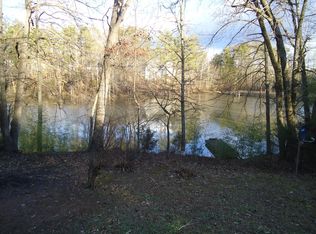 5664 Flintstone Dr, Barboursville, VA 22923