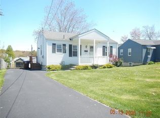 1139 Plum St, Sharon, PA 16146