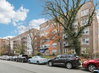 2160 Center Ave, Fort Lee, NJ 07024