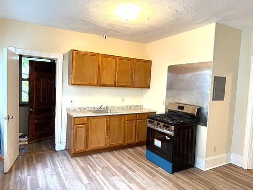 10 Dennison St #1 Photo 1