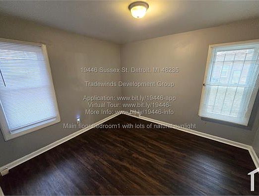 5th image of 19446 Sussex St
