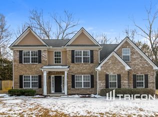 25 Richmond Trl, Oxford, GA 30054
