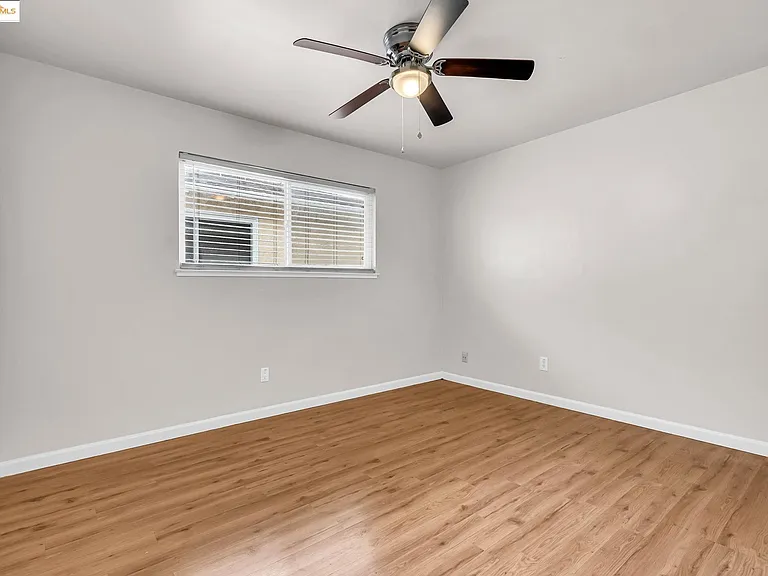 1209 Tulip Dr #1209 — Photo 18