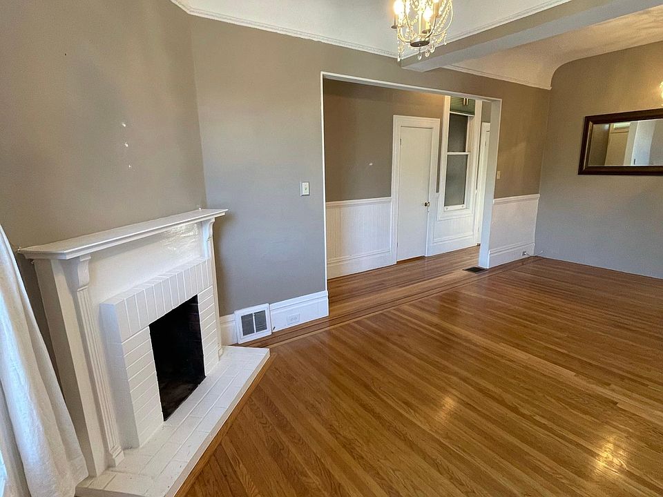 1st image of 2839 Laguna St