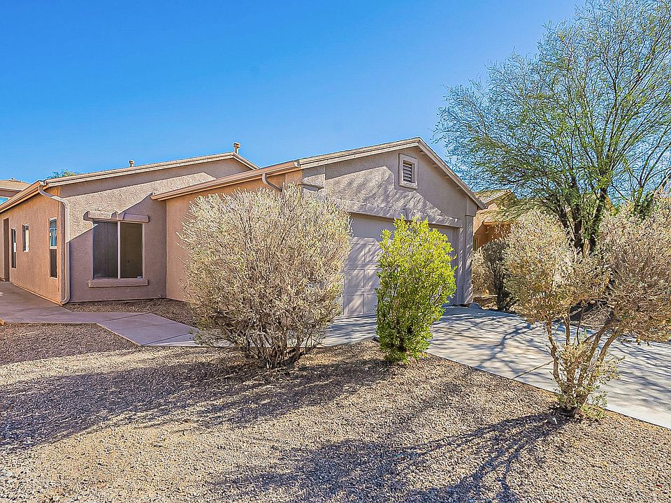 1st image of 6643 S Luxor Way
