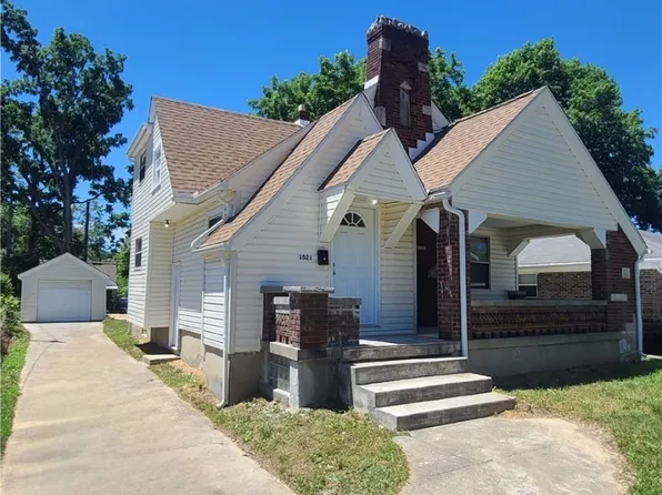 1521 Shelley Dr, Dayton, OH 45406