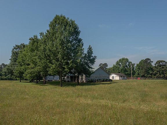 2nd image of 301 6th St