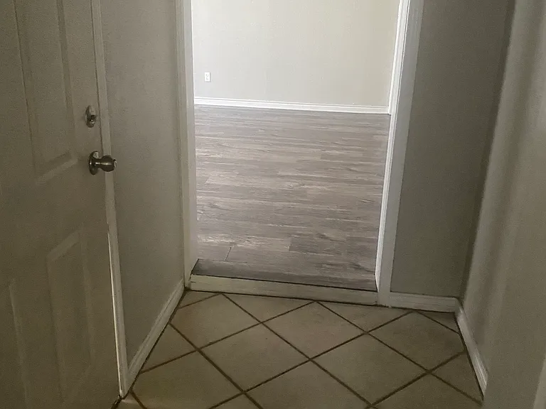 3789 Highland Dr — Photo 16