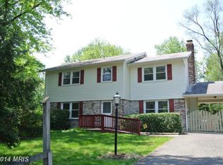 17404 Redland Rd, Rockville, MD 20855