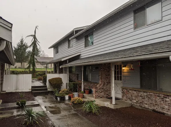 1327 Pine St APT 4, Everett, WA 98201