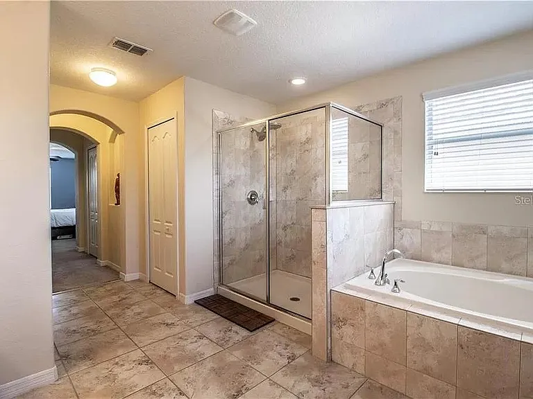 11322 Hascroft Forest Ct — Photo 15