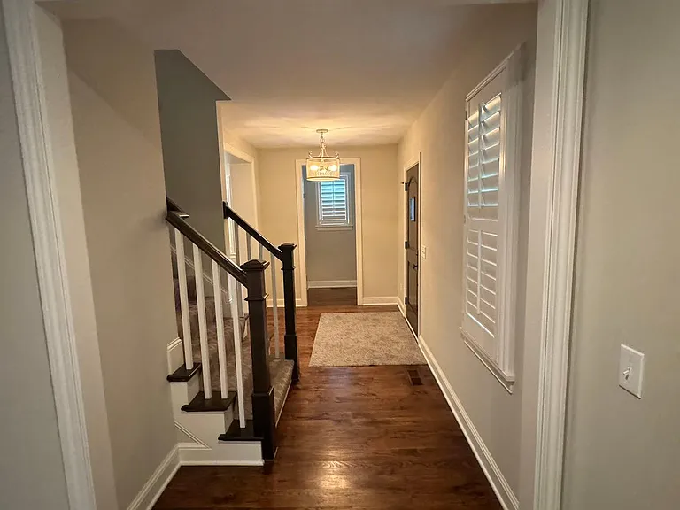 112 Oakwood Rd — Photo 37