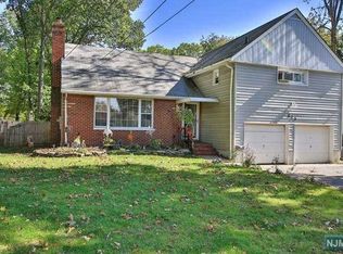 213 Terrace Pl, New Milford, NJ 07646