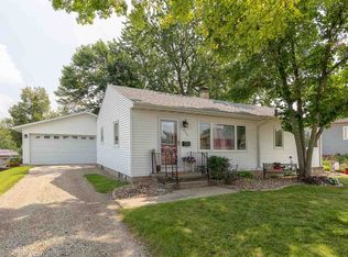611 Stephan Ave, Waterloo, IA 50701