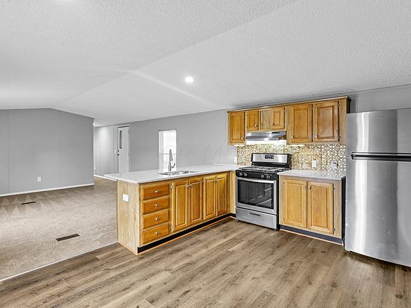 3rd image of 2377 Bohnburg Ave