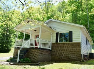 5389 Coal River Rd, Tornado, WV 25202