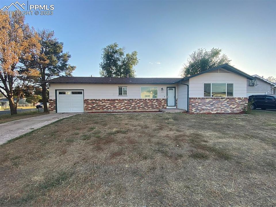 1st image of 1460 Prado Dr