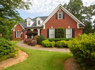 4329 Marble Arch Way, Flowery Branch, GA 30542