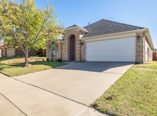 8164 La Frontera Trl, Arlington, TX 76002
