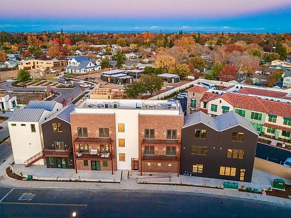 2nd image of 533 53rd St #304