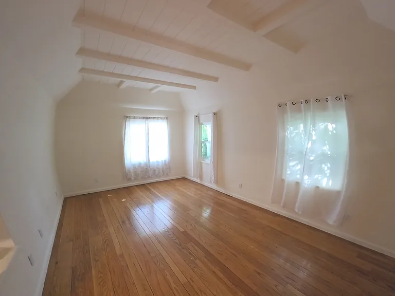 3009 Park Blvd #4 — Photo 3
