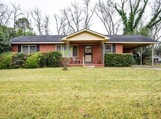 818 Shadowlawn Dr, Albany, GA 31707