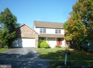 104 Tupelo St, Harrisburg, PA 17110