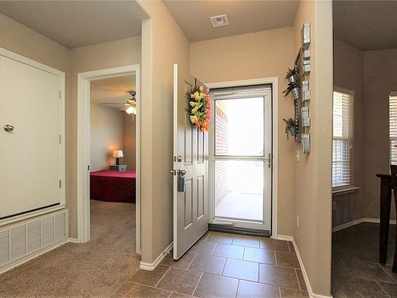 4th image of 8516 SW 48th St