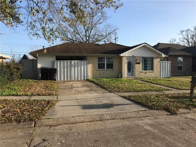 2049 Livaccari Dr, Violet, LA, 70092