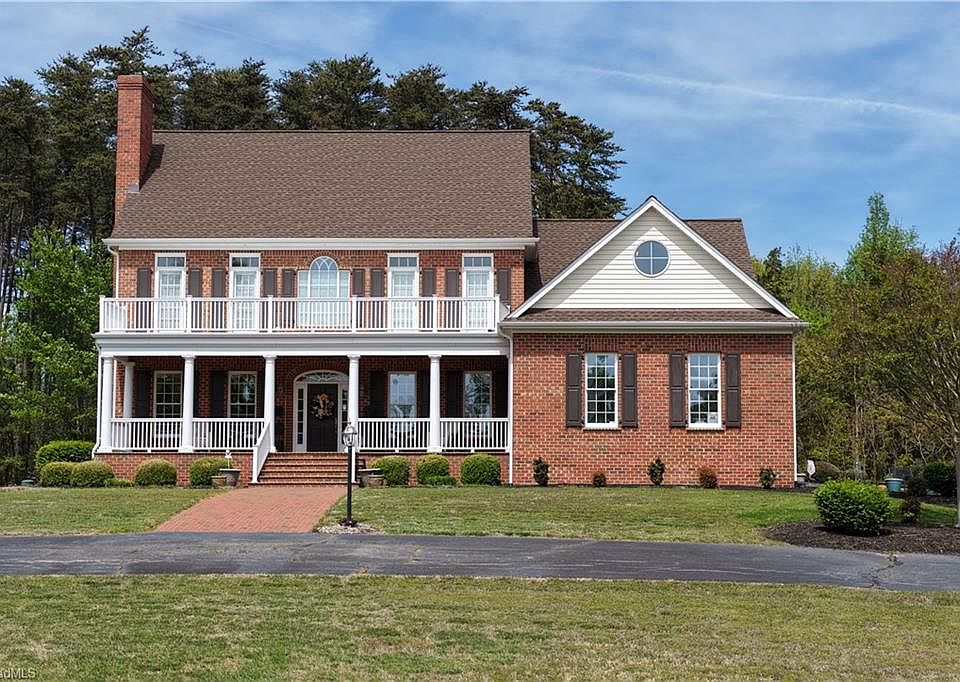 1st image of 175 Shady Pond Rd