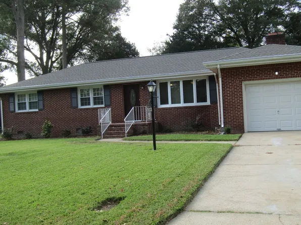 5113 Lobaugh Dr, Virginia Beach, VA 23464