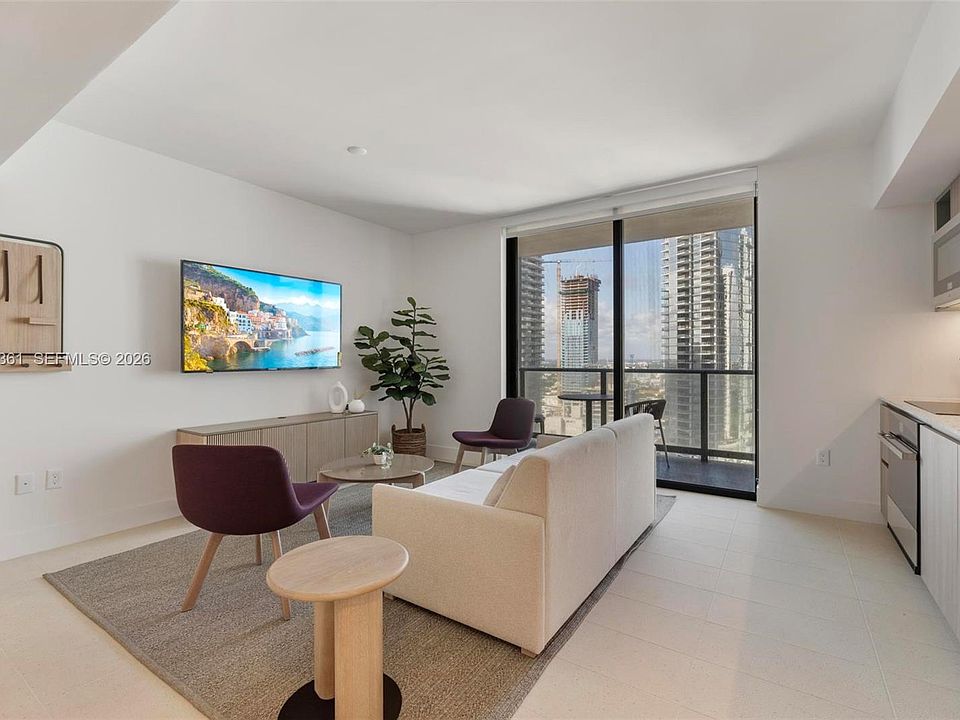 1st image of 601 NE 1st Ave Unit 2801