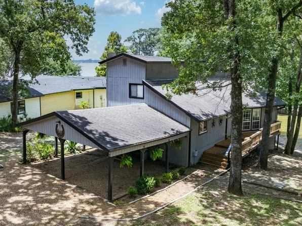 166 Nuevo Leon St, Mabank, TX 75156