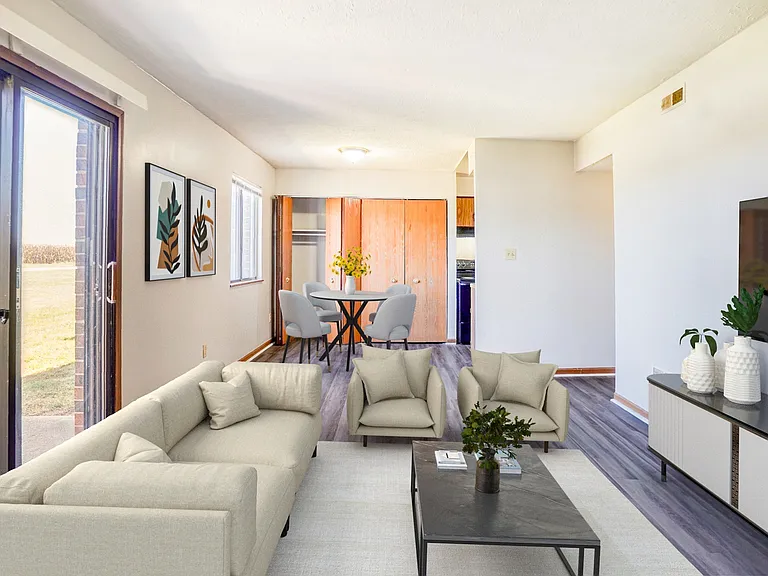 Waterford Apartments — Photo 8