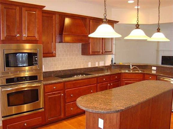 Kitchen w/ all Upgrades
