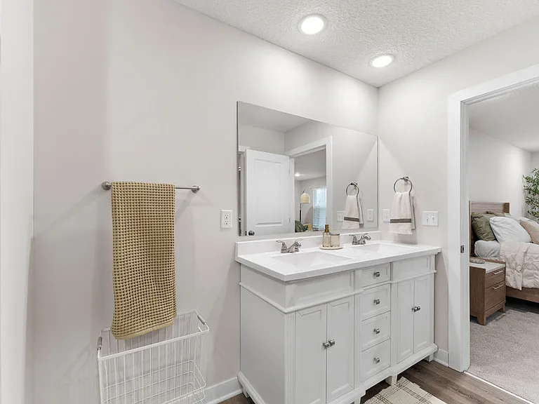 Sandstone Pointe Townhomes — Photo 7