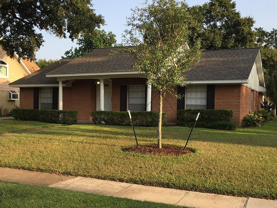 1st image of 1622 Droxford Dr