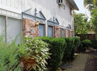 1826 SE Ash St, Portland, OR 97214