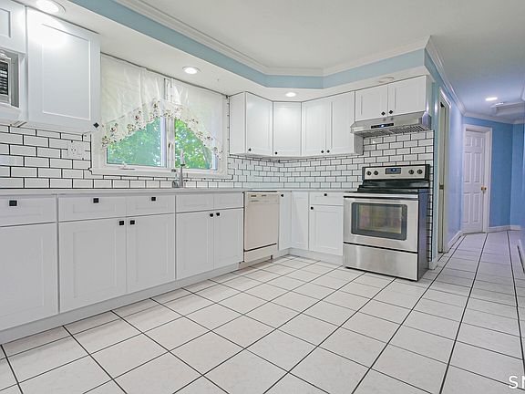 5th image of 114 Highland Avenue