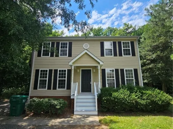 3820 Pinewood Glen Ln, Richmond, VA 23223