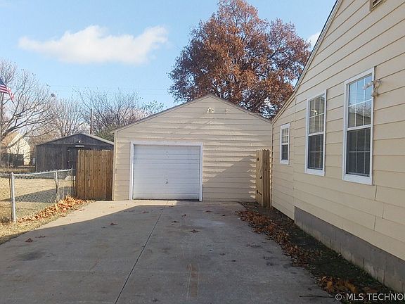 3rd image of 231 S 69th East Ave
