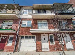 2307 Summit Ave, Union City, NJ 07087