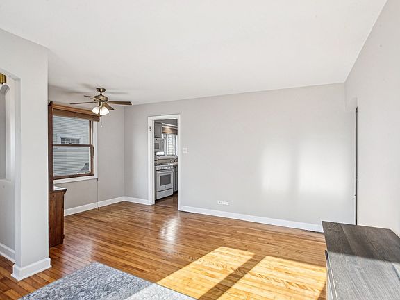 2nd image of 401 7th Ave