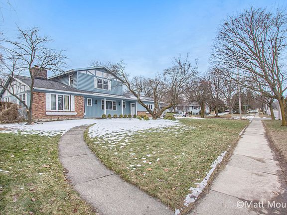 5th image of 3110 Burton St SE
