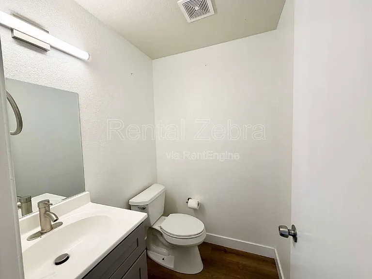 Vista Linda Apartments — Photo 66